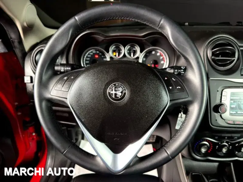 Alfa Romeo MiTo usata a Perugia (13)