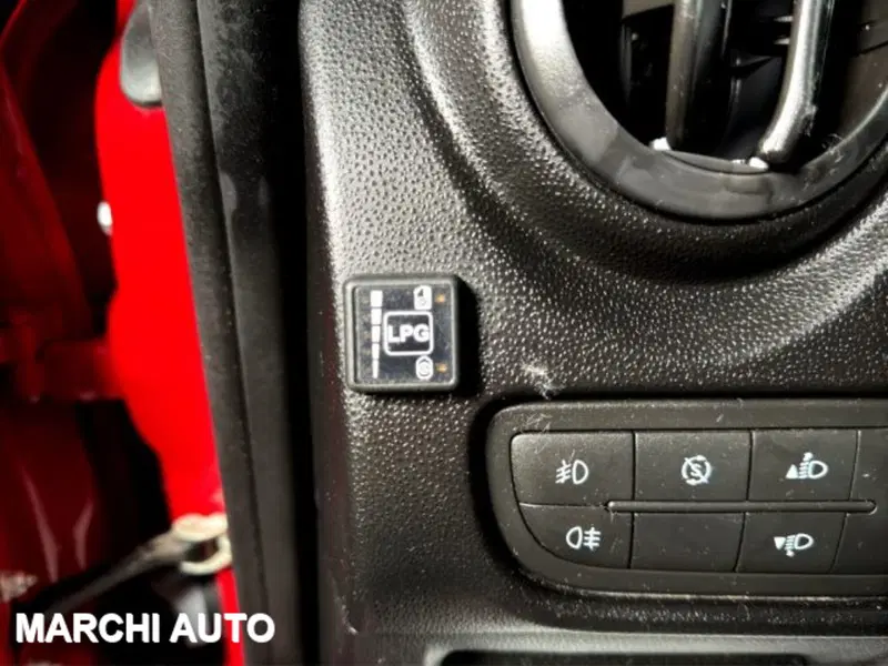 Alfa Romeo MiTo usata a Perugia (20)