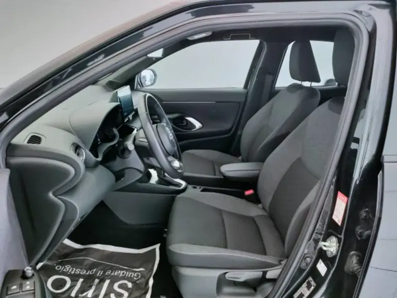 Toyota Yaris Cross usata a Teramo (17)