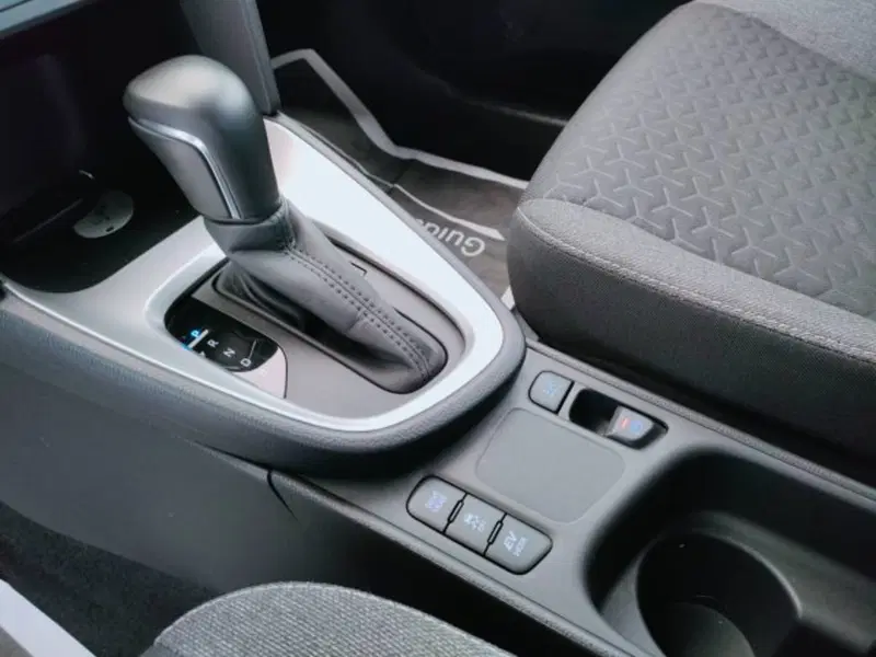 Toyota Yaris Cross usata a Teramo (18)