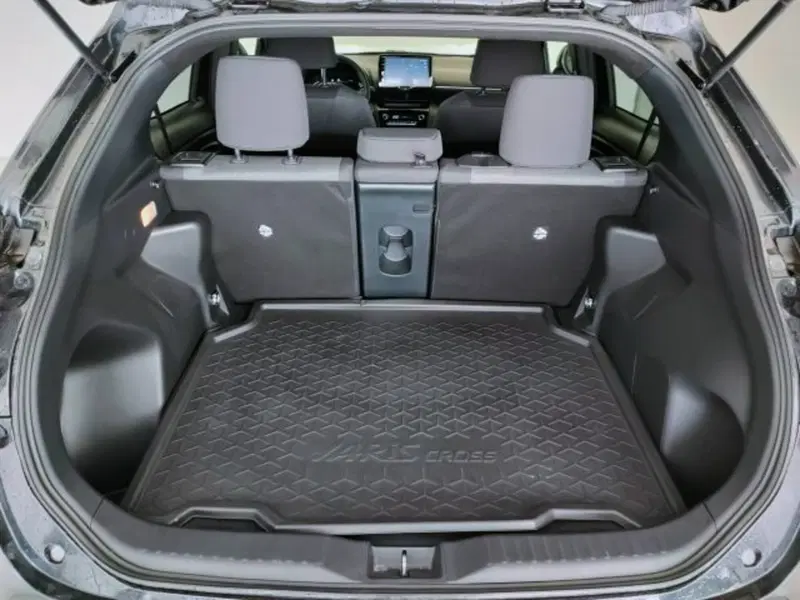 Toyota Yaris Cross usata a Teramo (9)