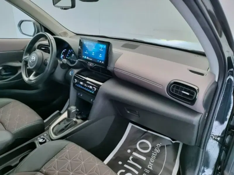 Toyota Yaris Cross usata a Teramo (16)
