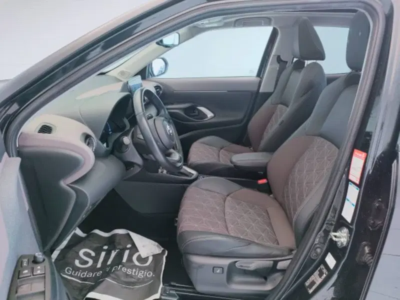 Toyota Yaris Cross usata a Teramo (18)