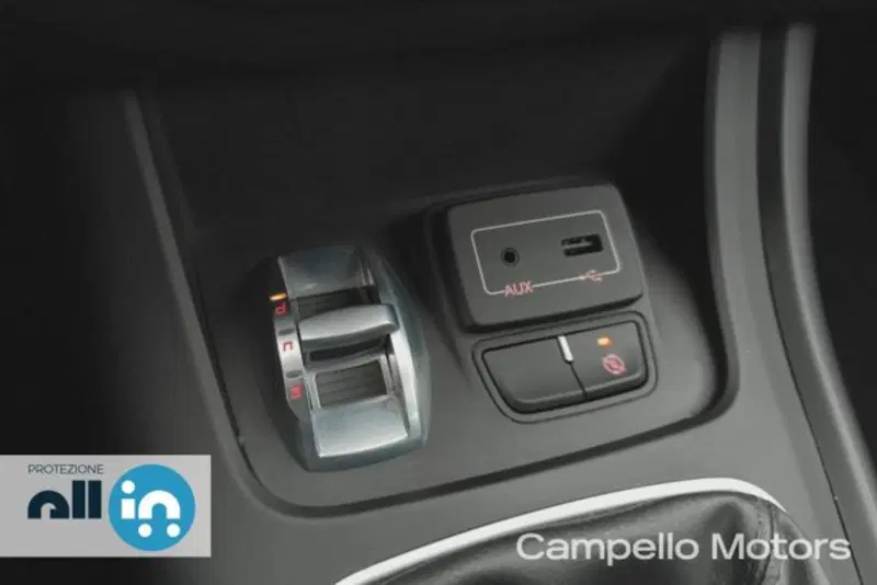 Alfa Romeo Giulietta usata a Venezia (12)