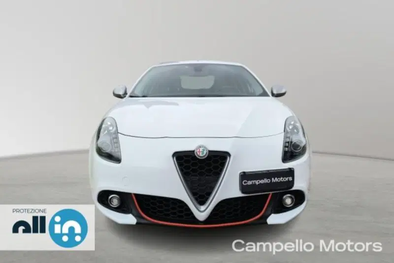 Alfa Romeo Giulietta usata a Venezia (2)