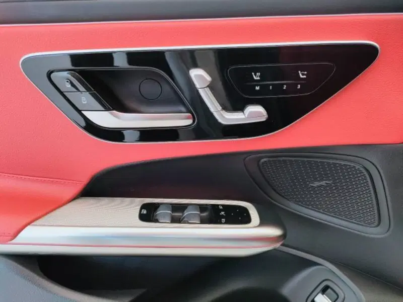 Mercedes-Benz CLE Cabrio usata a Teramo (17)
