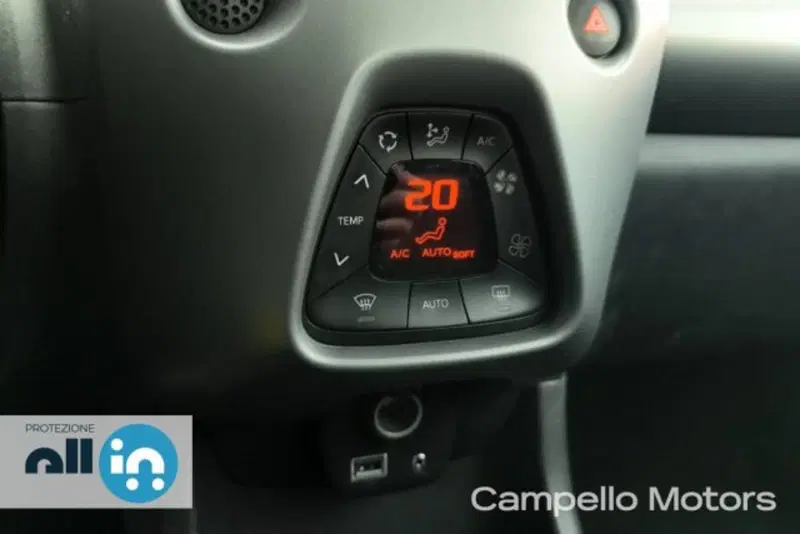 Toyota Aygo usata a Venezia (12)