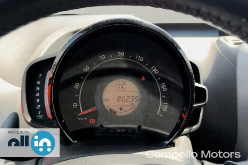 Toyota Aygo usata a Venezia (9)