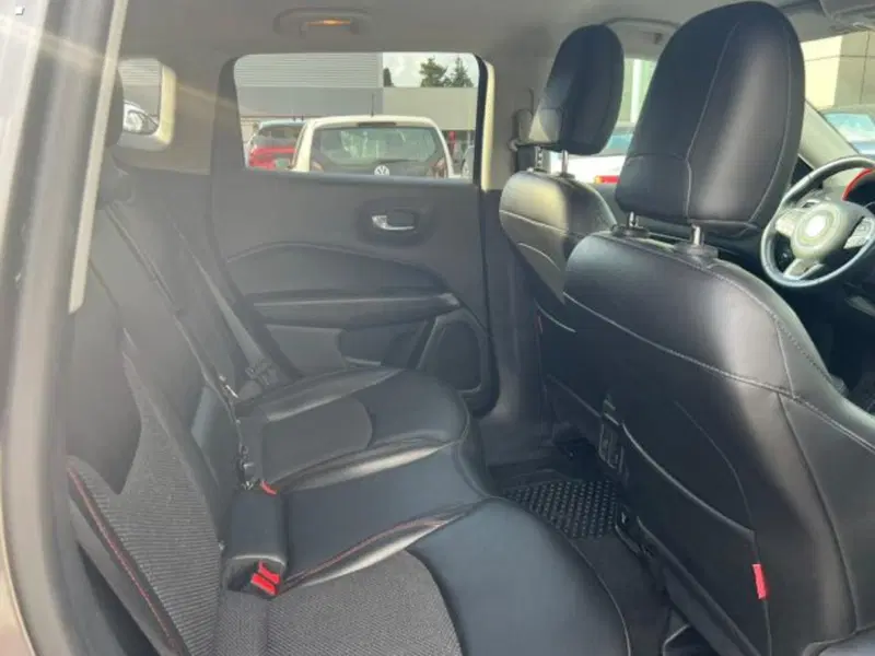 Jeep Compass usata a Lucca (5)