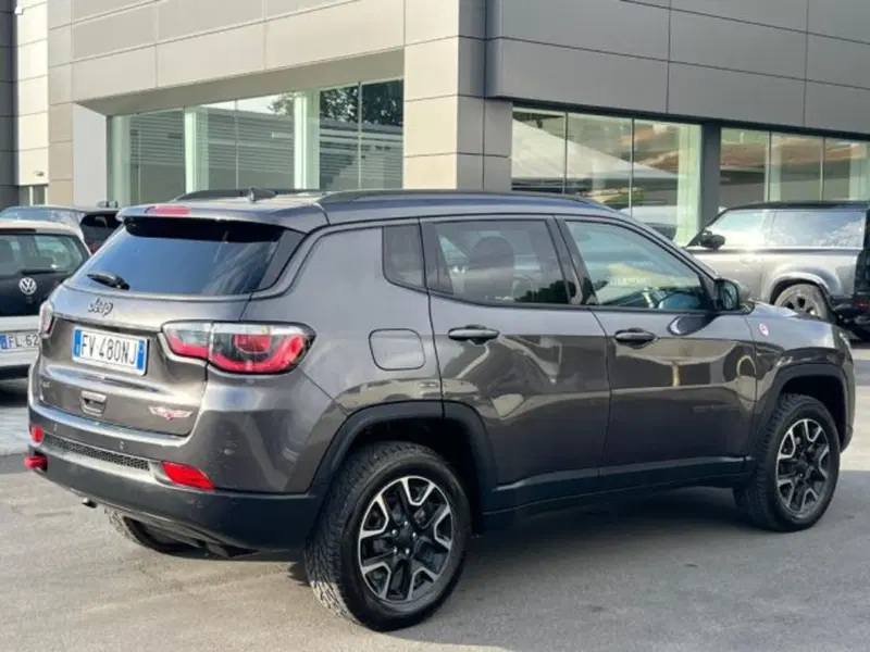 Jeep Compass usata a Lucca (7)