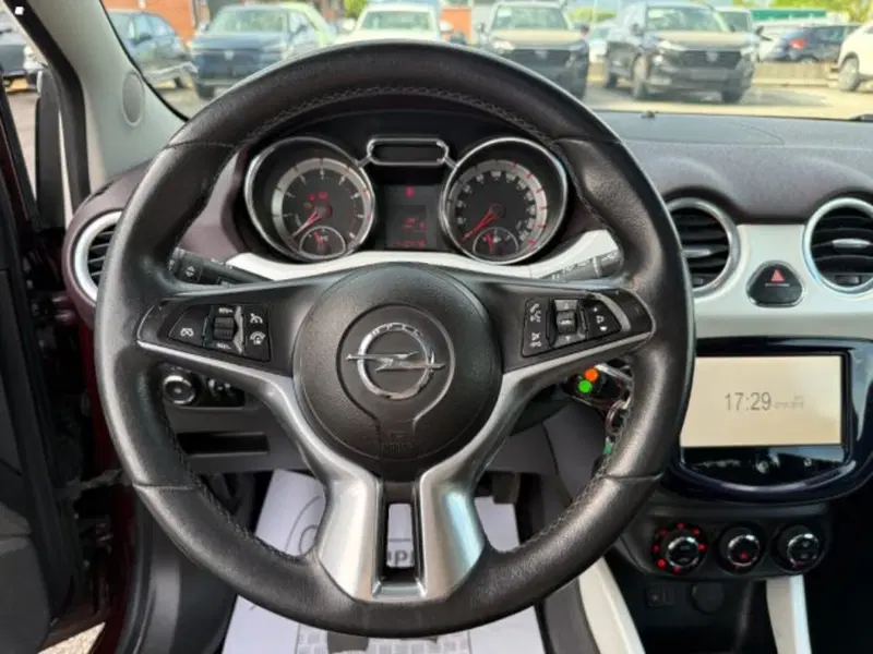 Opel Adam usata a Lucca (9)
