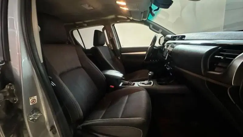 Toyota Hilux usata a Reggio Emilia (11)