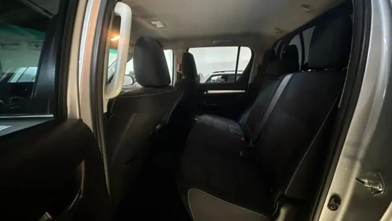 Toyota Hilux usata a Reggio Emilia (12)