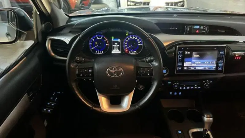 Toyota Hilux usata a Reggio Emilia (15)