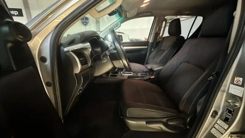 Toyota Hilux usata a Reggio Emilia (8)
