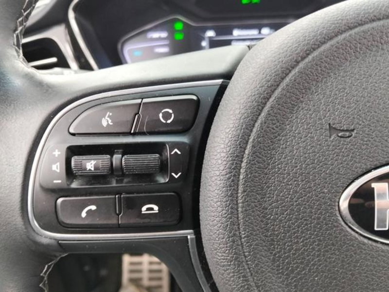 Kia Niro usata a Como (12)