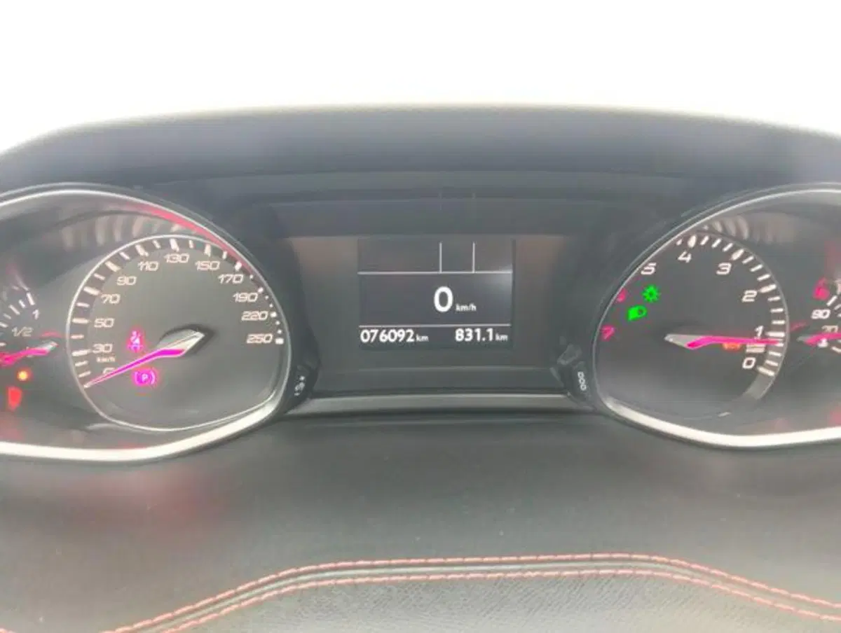Peugeot 308 usata a Como (12)