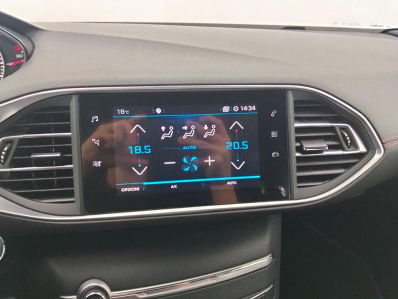 Peugeot 308 usata a Como (14)