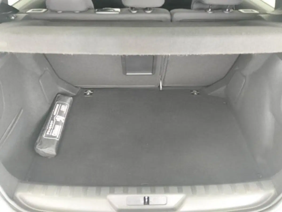 Peugeot 308 usata a Como (16)