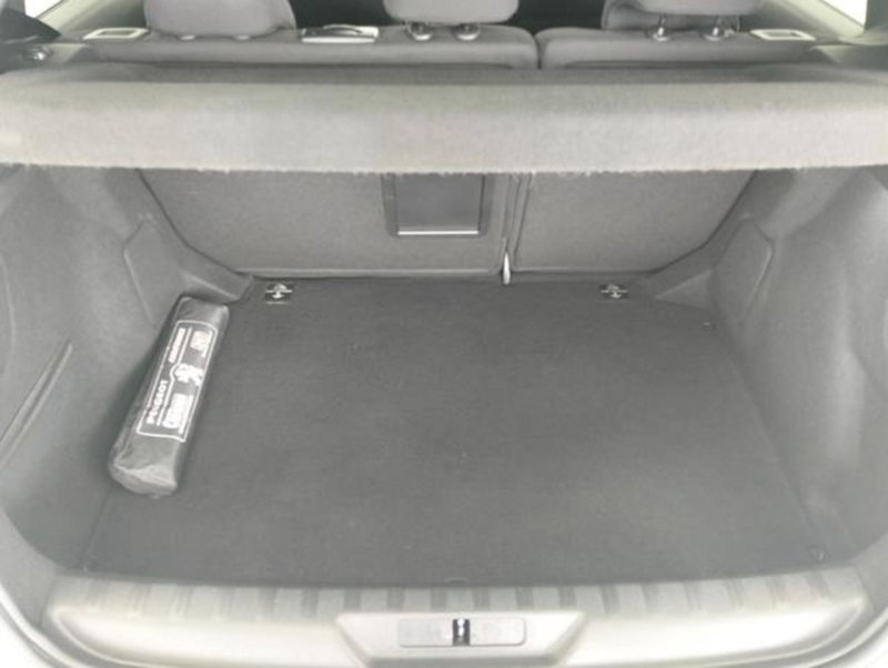 Peugeot 308 usata a Como (16)