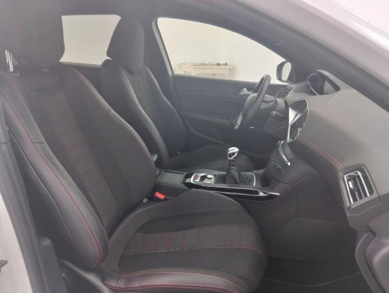 Peugeot 308 usata a Como (3)