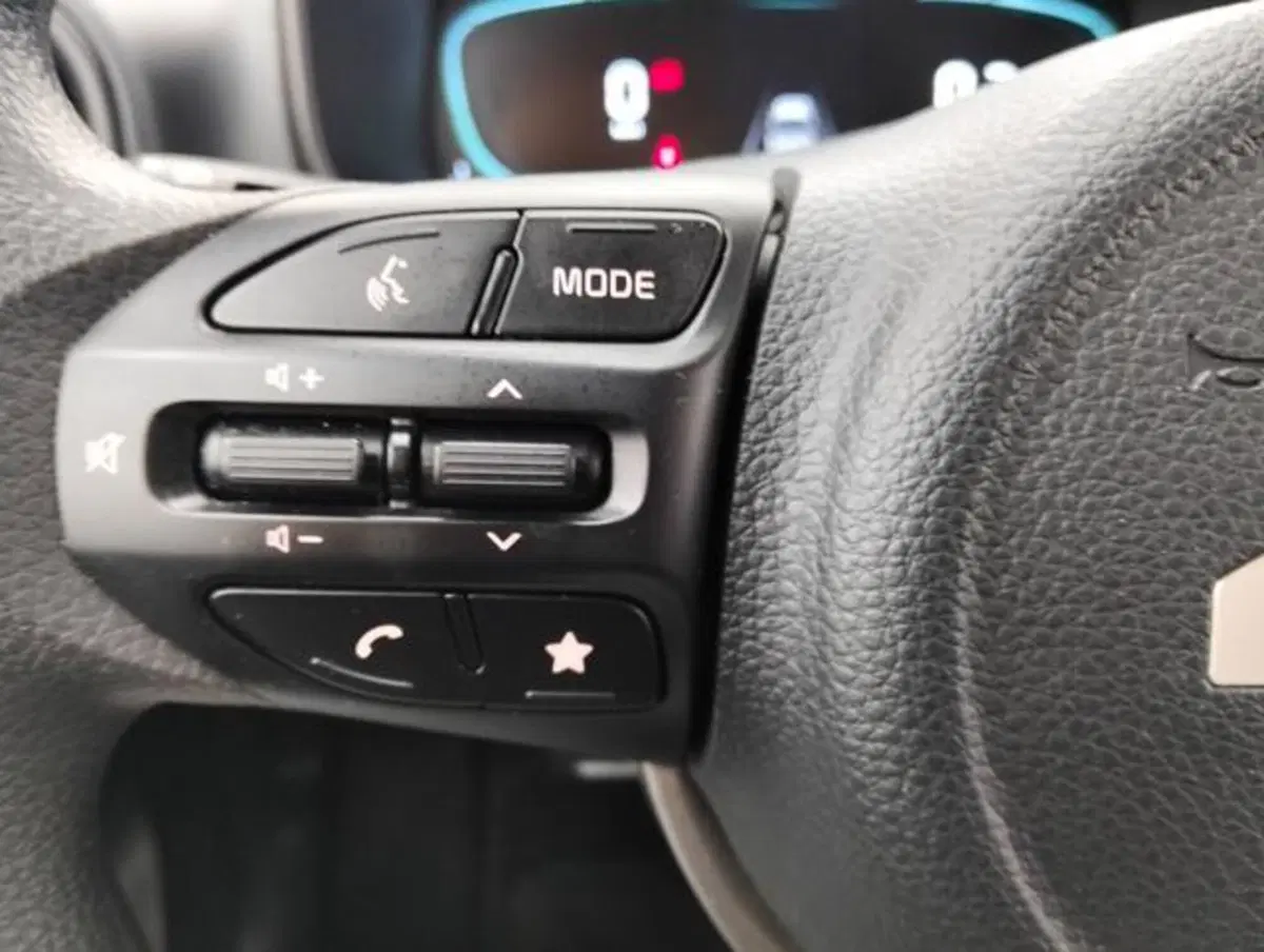 Kia Picanto usata a Como (11)