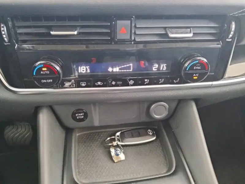 Nissan Qashqai usata a Como (18)