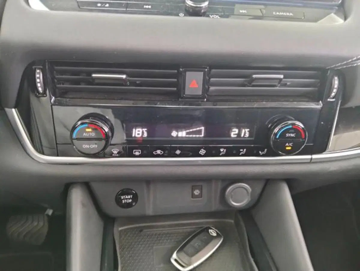 Nissan Qashqai usata a Como (18)
