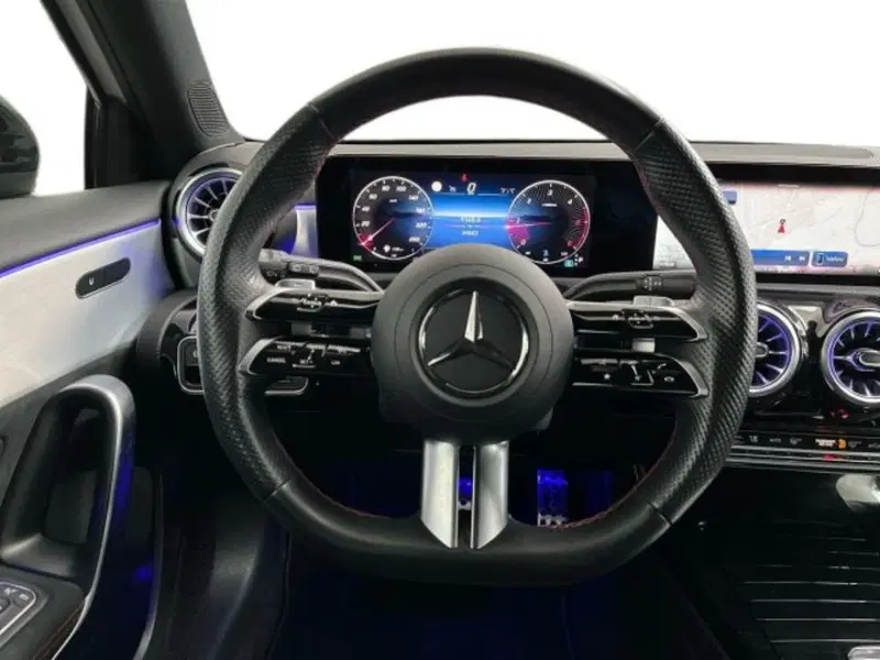 Mercedes-Benz Classe A Sedan usata a Verona (11)