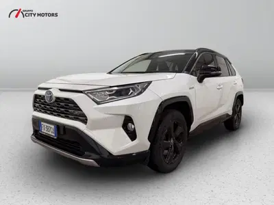 Toyota Rav4 vvt-ie h Style 2wd 218cv e-cvt del 2019 usata a Monza