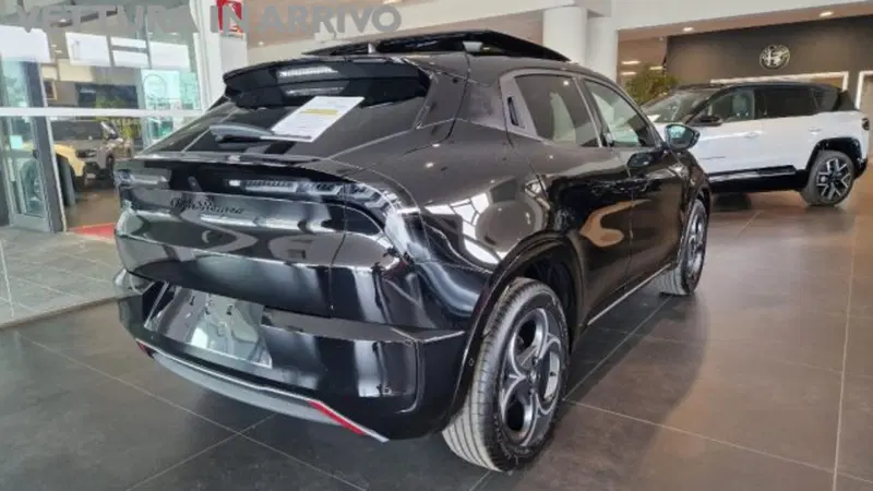Alfa Romeo Junior nuova a Modena (2)