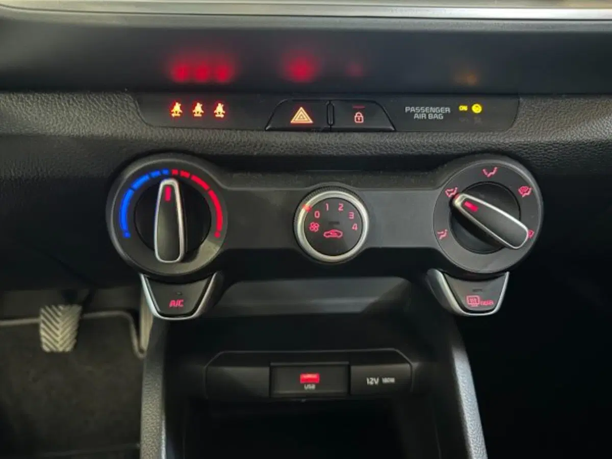 Kia Stonic usata a Vicenza (11)