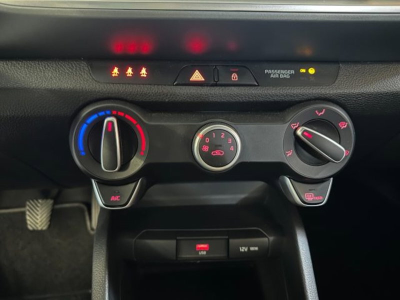 Kia Stonic usata a Vicenza (11)