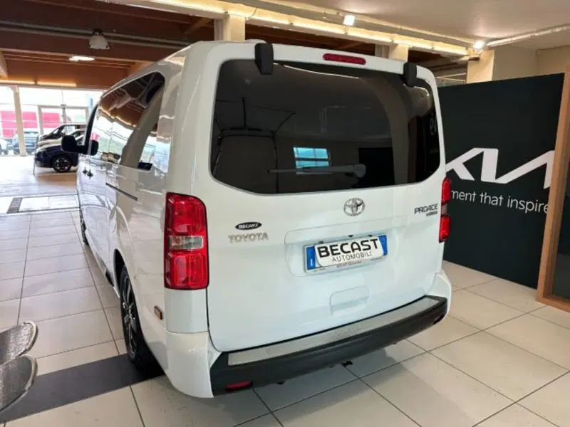 Toyota Proace Verso usata a Vicenza (4)