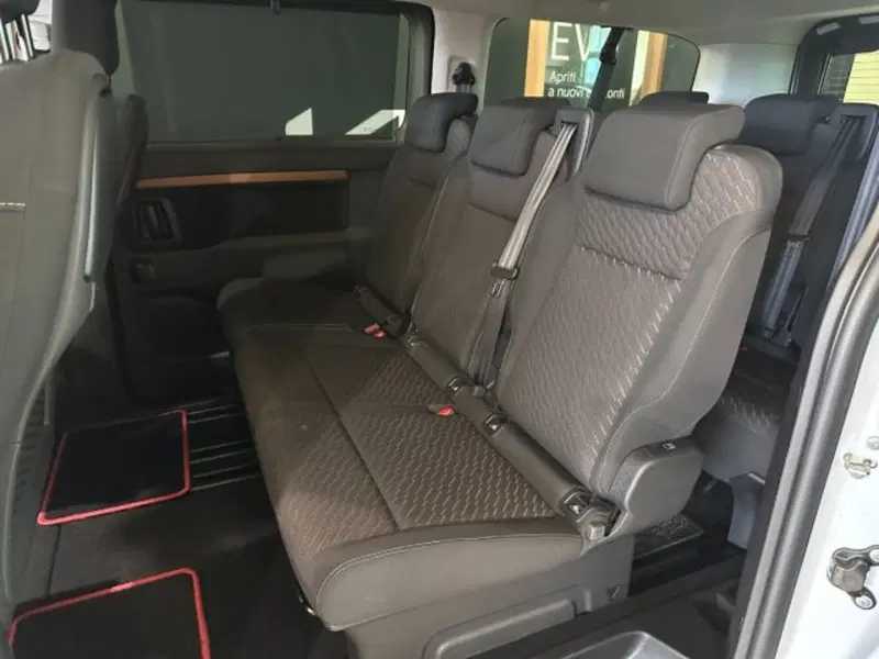 Toyota Proace Verso usata a Vicenza (6)