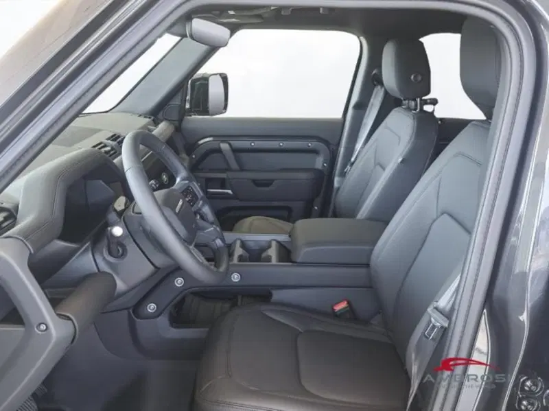 Land Rover Defender nuova a Perugia (7)