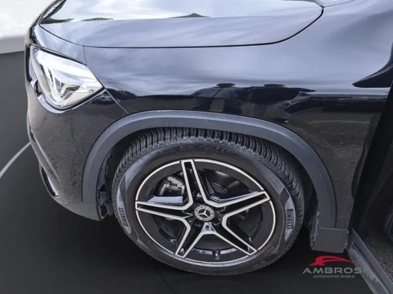 Mercedes-Benz GLA SUV usata a Perugia (13)