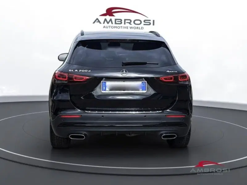 Mercedes-Benz GLA SUV usata a Perugia (8)