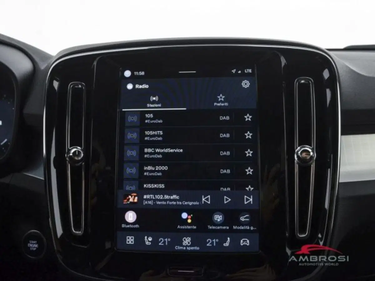 Volvo XC40 usata a Perugia (14)