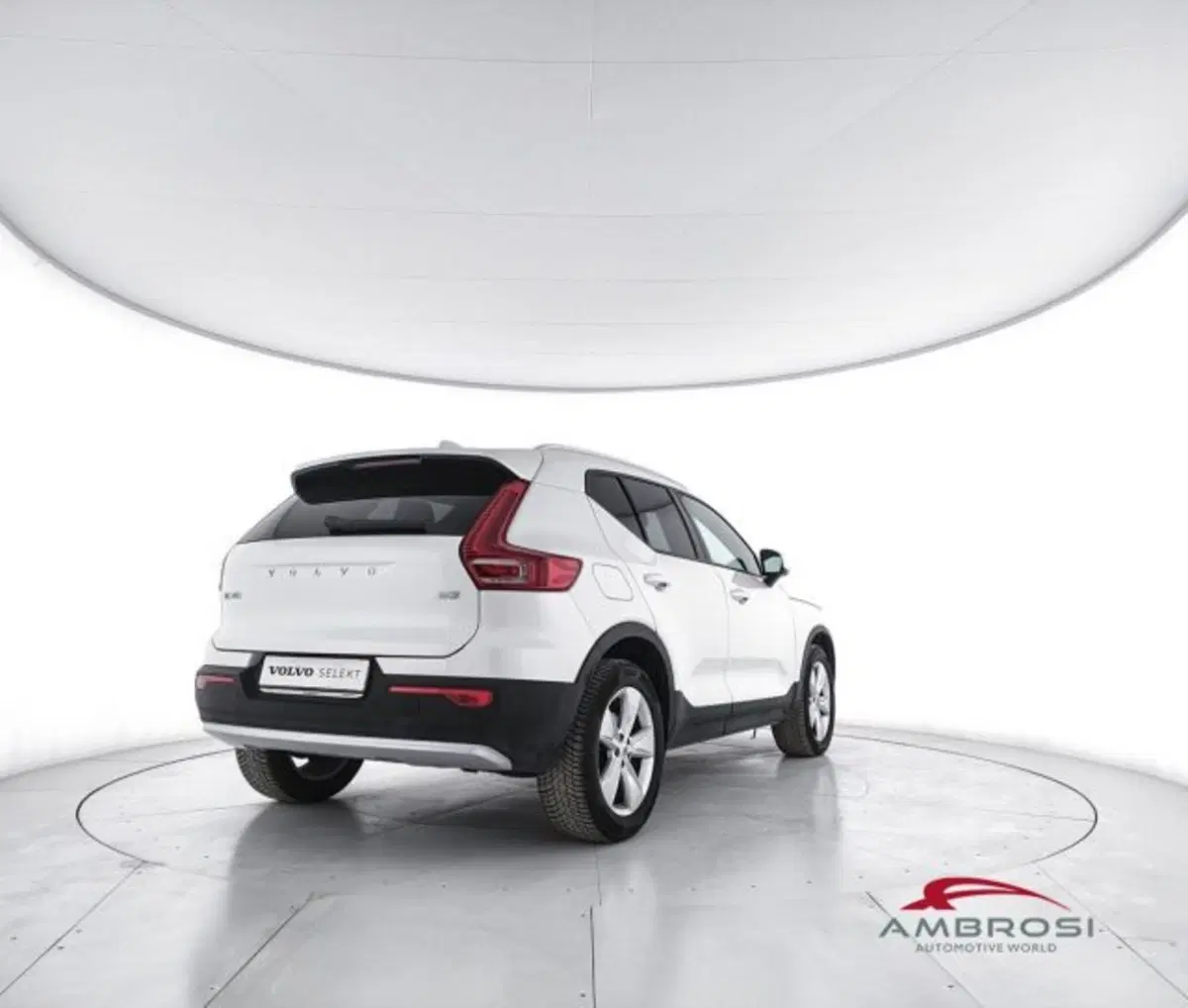 Volvo XC40 usata a Perugia (3)