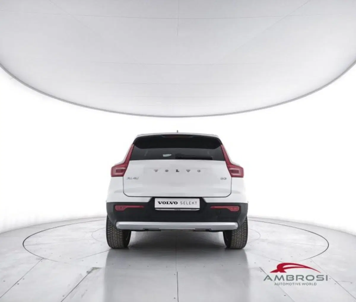 Volvo XC40 usata a Perugia (6)