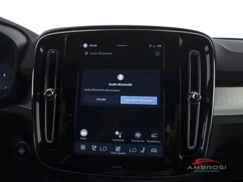 Volvo XC40 usata a Perugia (15)