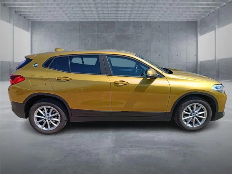 BMW X2 usata a Bari (7)