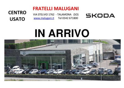 Skoda Karoq 2.0 TDI SCR 4x4 DSG Executive del 2022 usata a Talamona