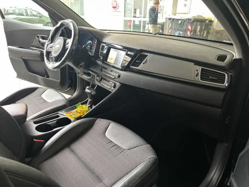 Kia Niro usata a Vercelli (14)