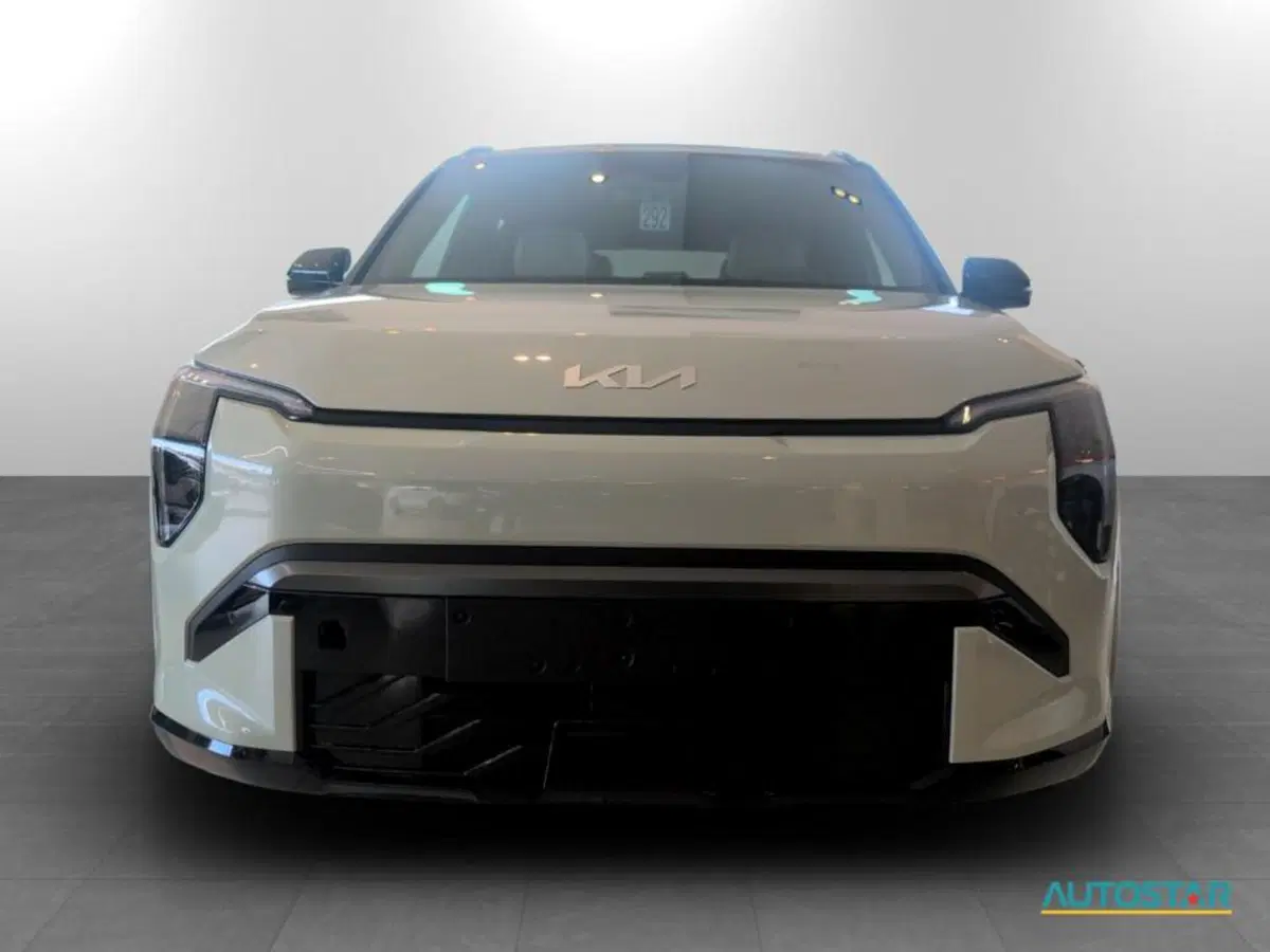 Kia EV3 nuova a Piacenza (2)