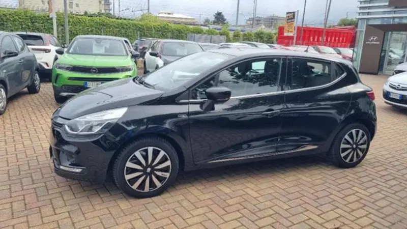 Renault Clio usata a Savona (11)