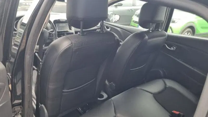 Renault Clio usata a Savona (18)
