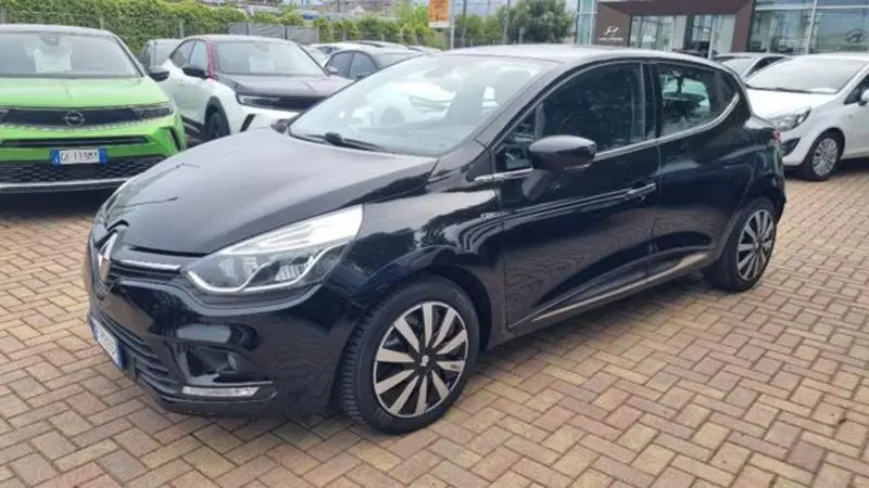Renault Clio usata a Savona (3)