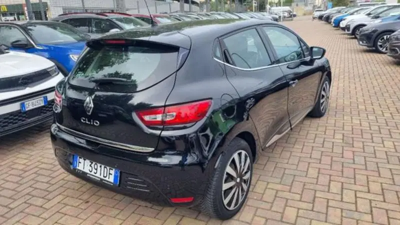Renault Clio usata a Savona (7)